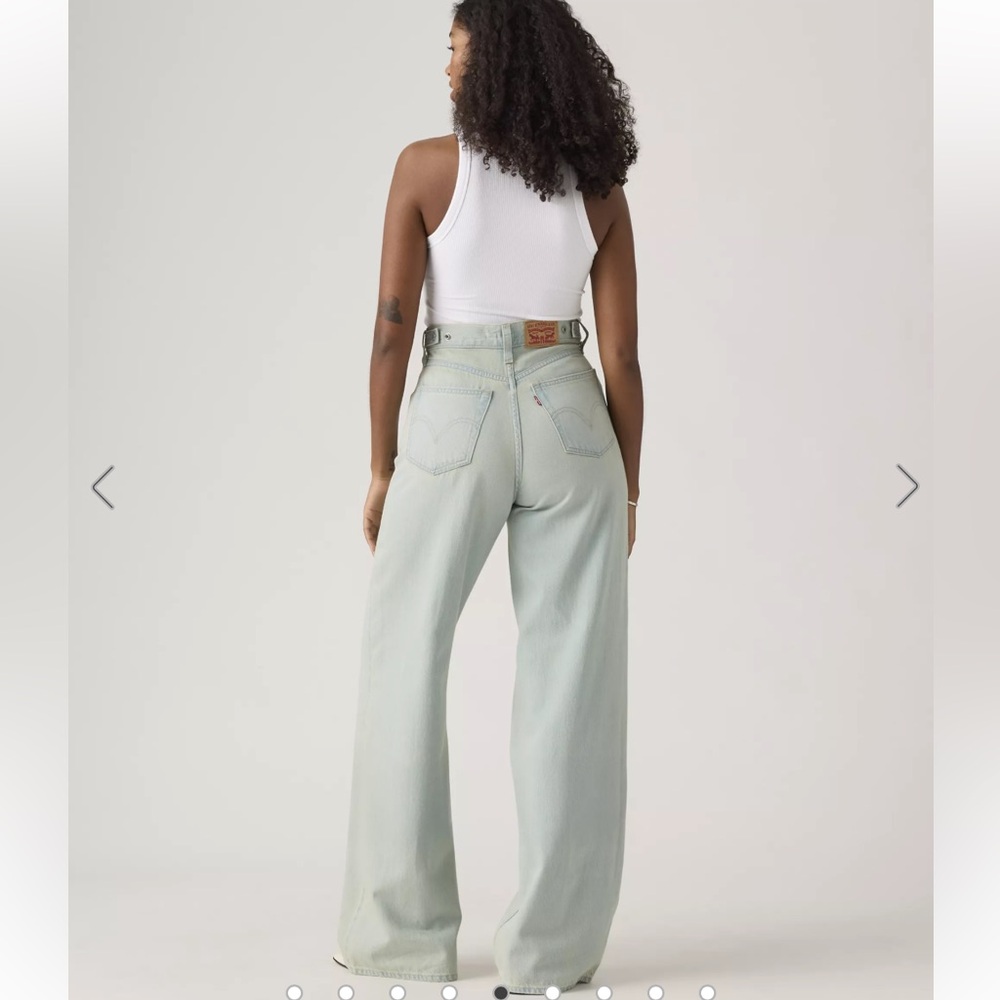 Levi's High Rise Cinch Baggy Jeans - Picture 8 of 9